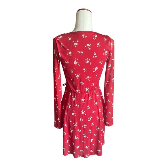 HOLLISTER-RED FLORAL DRESS-SIZE XS - Picture 5 of 8